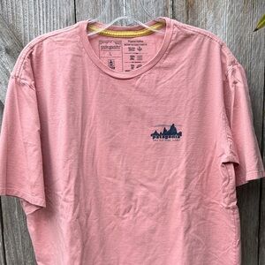 Patagonia Men's Short Sleeve Tee in Soft Pink